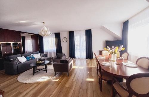 Uniescie Appartement | apartament 95 m2 - 300 metrów od morza, 50 metrów od jeziora Jamno