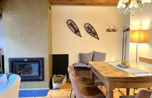 Llavorsi Appartement | Apartament amb llar de foc i altell a Llavorsí by RURAL D'ÀNEU