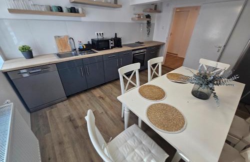 Thungen Appartement | Apartament by B