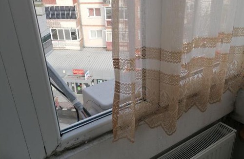 Hateg Appartement | Apartament cu trei camere în Hațeg