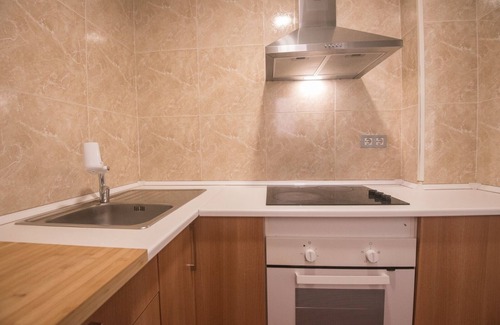 Sant Adria de Besos Appartement | Apartamento Entero con 2 Habitaciones. 15min al Centro en Tren