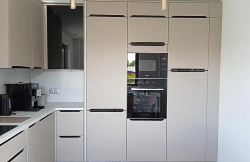 Wrzosowo Appartement | Apartament Monika Dziwnówek Wrzosowo z jacuzzi
