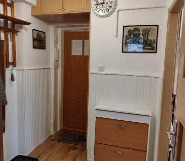 Nowa Praga Appartement | Apartament Praski 5 minut od metra i starego miasta spacerem do zoo i Konesera