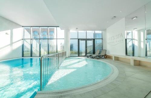 Gaski Appartement | Apartament RIVIERA Let's Sea z Basenem by BALTIC CLUB