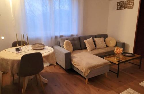 Resita Appartement | Apartament Velana
