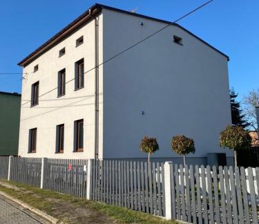 Ruda Slaska Appartement | Apartament z widokiem na pole