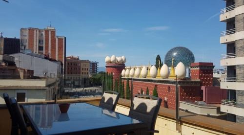 Figueres Appartement | Apartamento ático enfrente del Museo Dalí