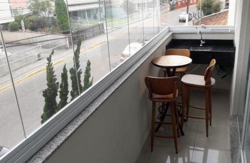 Porto Belo Appartement | Apartamento 3 dorm a 100 metros da praia de Perequê em Porto Belo