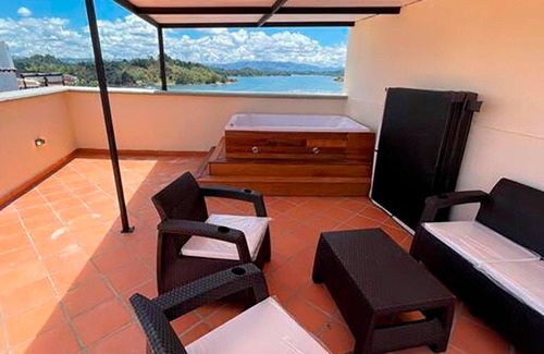 Guatape Appartement | Apartamento 405 - Terraza con Jacuzzi - 3 Habitaciones - Rentas Cortas Gerencial