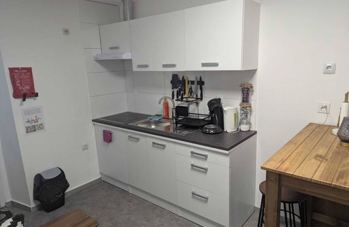 Audun-le-Tiche Appartement | Apartamento a 5 minutos de Luxemburgo cuisine équipée, belle terrasse