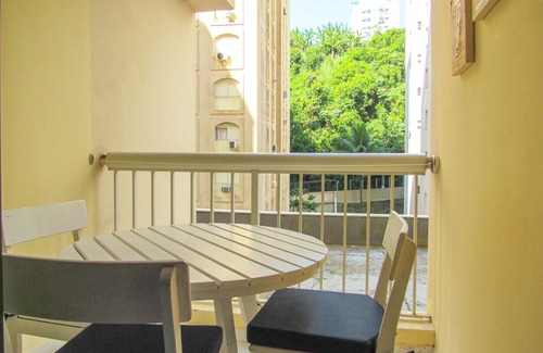Morro do Maluf Appartement | Apartamento a 70m da Praia de Pitangueiras/SP