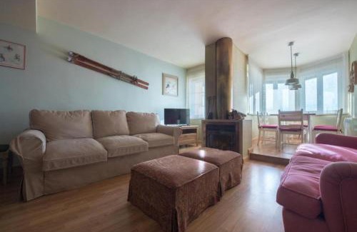 Pradollano Appartement | Apartamento Ameto en la plaza Pradollano"Junto al telecabina Borreguiles"
