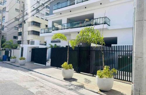 Lope De Vega Appartement | Apartamento Amueblado Torre Catalonia Met