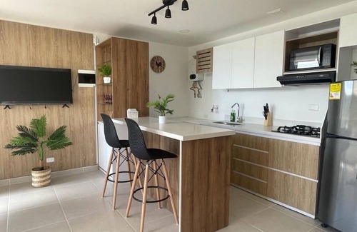 Guatape Maison | Apartamento avenida malecón 5to piso vista al lago