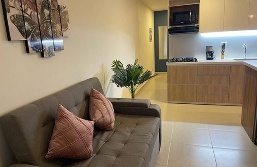 Guatape Maison | Apartamento avenida malecón 5to piso vista al lago