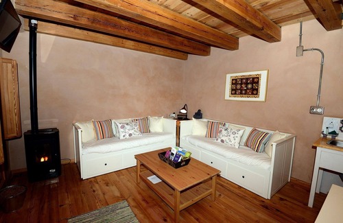 Vega del Codorno Hôtel | Apartamento Biosostenible Jardín del Río Cuervo Duplex fumeurs / animaux de compagnie