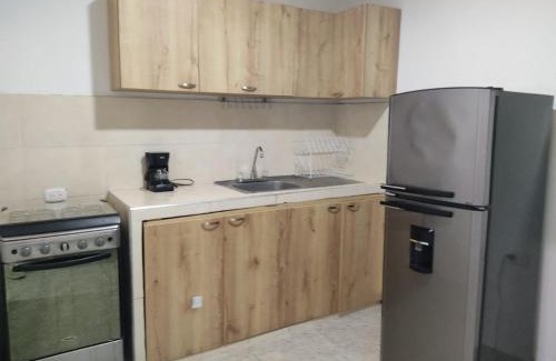 La Dorada Appartement | Apartamento bonito y amplio!