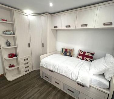 Portugalete Appartement | Apartamento céntrico con terraza EBI02919