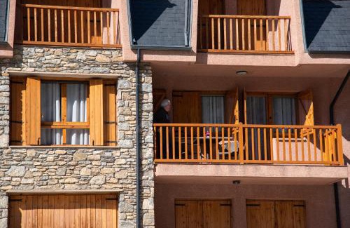 Rialp Appartement | Apartamento CA L'ANTON con Parking