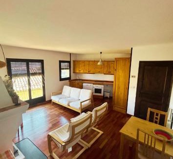 Montsonis Appartement | Apartamento con chimenea - Golfes Cal Gravat