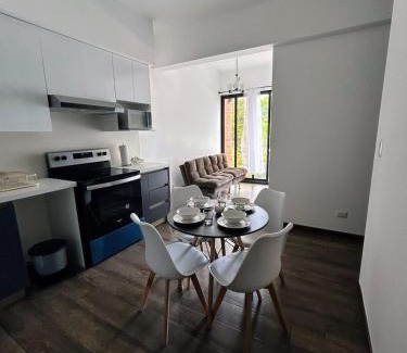 Zona 10 Appartement | Apartamento con Piscina de 2 habitaciones Edificio Brunelo Ciudad de Guatemala, Céntrico