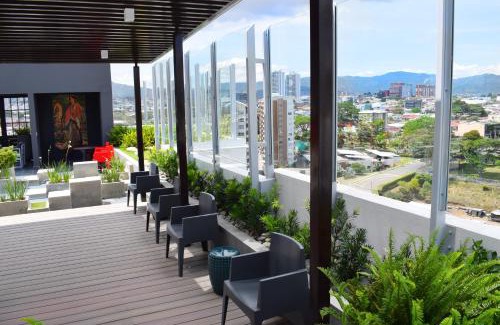 San Jose Appartement | Apartamento con piscina y espacio de trabajo