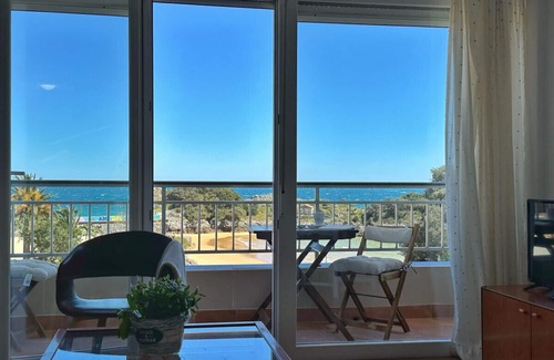 Isla Appartement | Apartamento con vistas al mar en la playa - Alfar 5900