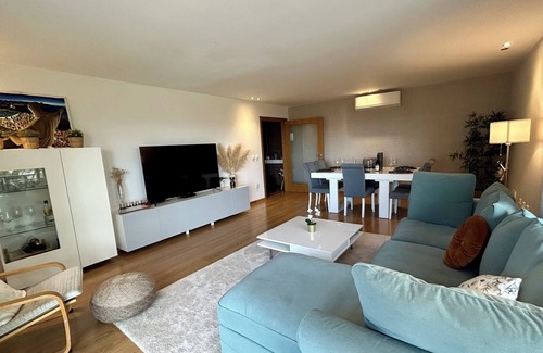 Palhais Appartement | Apartamento Confortável e Espaçoso, 20 min Lisboa!