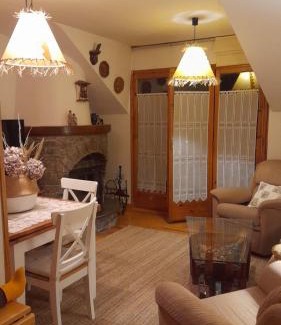 Rialp Appartement | Apartamento dúplex acogedor con piscina en Rialp