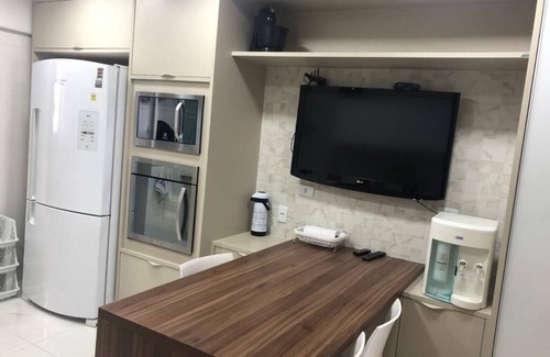 Vila Alzira Appartement | Apartamento de Frente Para a Praia Astúrias, 5 Suítes
