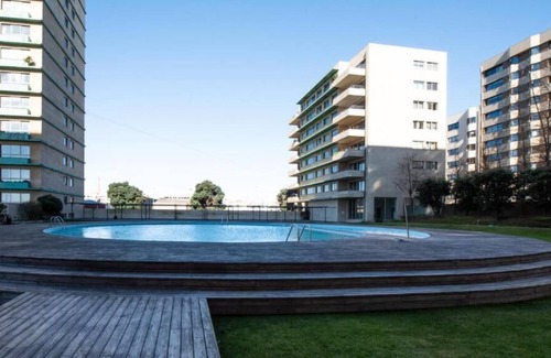 Aldoar Copropriété | Apartamento em Frente à Praia em Condomínio com Piscina