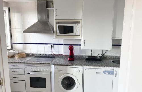 Mogro Appartement | Apartamento en la playa de Mogro con parking privado