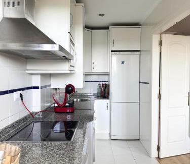 Mogro Appartement | Apartamento en la playa de Mogro con parking privado