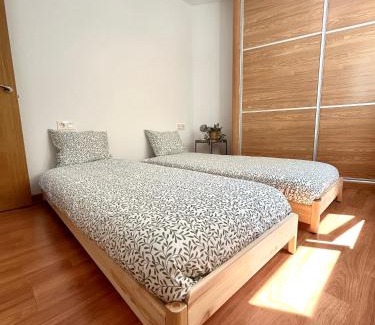 Cangas Appartement | Apartamento Enseñanza - Kid Friendly
