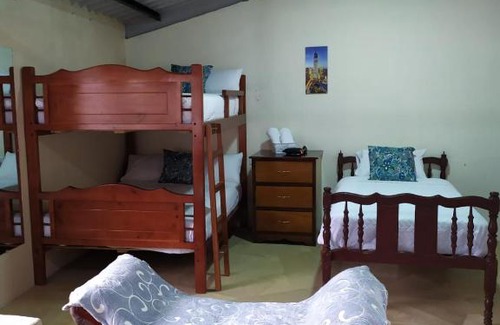 Banos de Agua Santa Appartement | APARTAMENTO ESTUDIO - COMPLETO Y MUY BIEN UBICADO