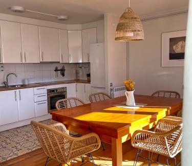Benasque Appartement | Apartamento familiar en el centro de Benasque con terraza