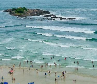 Pitangueiras Appartement | Apartamento frente mar Guarujá Pitangueiras pé na areia