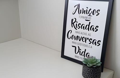 Maringa Appartement | Apartamento Glamoroso com Ar Condicionado