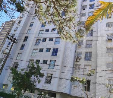 Jardim Centenario Appartement | Apartamento Guarujá Enseada com piscina e 1 quarto