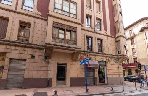 Barakaldo Appartement | Apartamento KUIA en el centro de Barakaldo al lado del metro