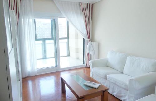 Mendebaldea Appartement | Apartamento luminoso, funcional y amplio en zona hospitalaria