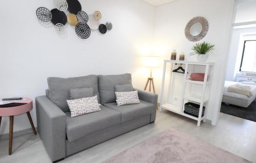 Beato Appartement | Apartamento Moderno nas Olaias a 5 minutos da Faculdade ISEL e IST
