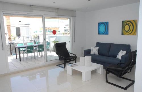 Sitges Town Center Appartement | Apartamento Montroig 3 Ático