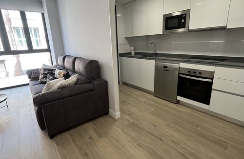 Adelfas Appartement | Apartamento Nuevo Línea 1 Metro Comunicado