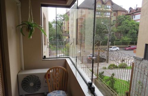 Floresta Appartement | Apartamento Paraíso Gramado - 900m da Rua Coberta