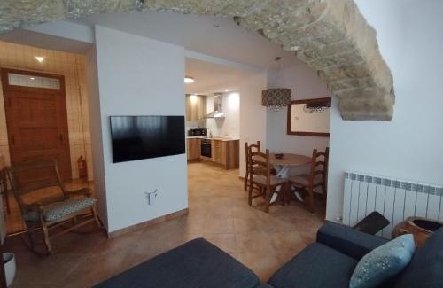 Adahuesca Appartement | Apartamento Rosellas, cerca de Alquézar, en Sierra de Guara