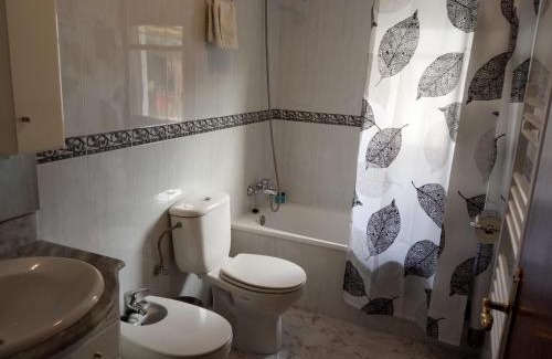 Ainsa Appartement | Apartamento Rural Casa Paco con Jacuzzi exterior y barbacoa