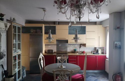 Valladolid Appartement | Apartamento San Quirce - céntrico y reformado- wifi y netflix