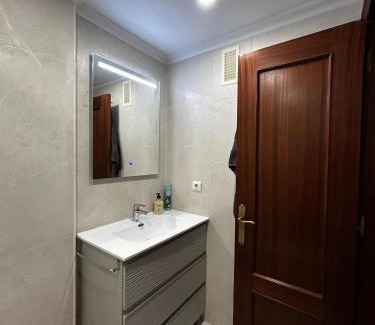 Saron Appartement | Apartamento saron