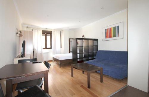 Adelfas Appartement | Apartamentos Adelfas